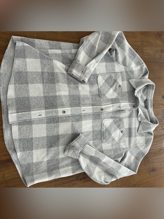 Member's Mark Tops - Gray and White Plaid Button-Up Shirt